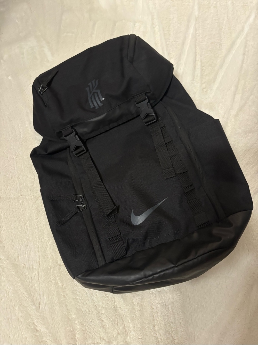 Nike Kyrie Backpack Basketball Hoops Extremely Rare College School Collection
